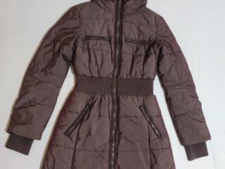 Пальто, куртка джинсовая на меху. Центр.