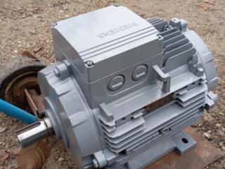 Продам немецкий электродвигатель 15 кВт на 3000 об.