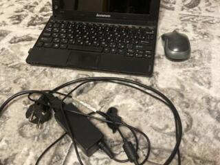 Продам рабочий нетбук Lenovo с беспроводной мышью.