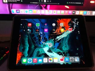 Продам ipad Air 2 32gb