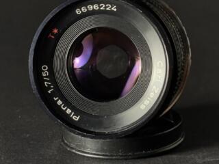 Carl Zeiss Planar T* 50mm 1.7