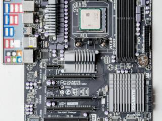 Продам комплект Gigabyte GA-990FXA-UD3 AM3+, с процессором FX8150