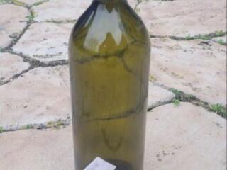 Продам новые стеклянные бутылки 1 литр для вина