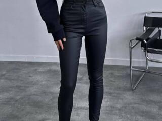 Продаются брюки эко кожа 46-48 размера