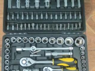 Новый набор инструмента, хайзер 500 р. набор инструмента сталь 1100 р.