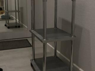 Продам тележку косметическую