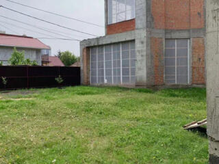 Продам  здание в престижном районе Одессы /Французский б-р