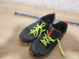 Продам отличные кроссовки - 43 размер, 250 руб. 077589539.