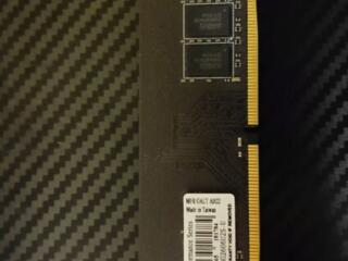 Оперативная память AMD Radeon R7 Performance Series [R748G2606U2S-U]