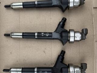 Продам 3 форсунки opel zafira 1.7
