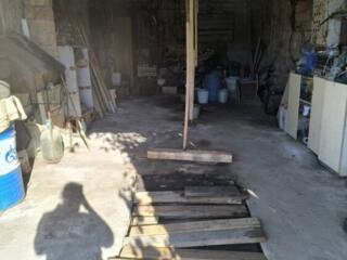 Продаю гараж в г. Дрокия.