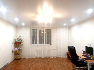 Трехкомнатная квартира 80 м. 2., ул. Вальченко дом 61, 9 эт. /17!