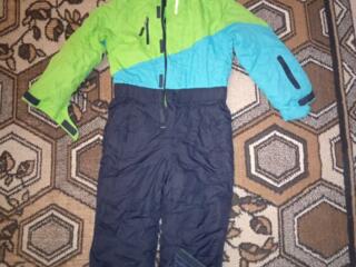 Комбинезон осенне-зимний б\у 350 рублей