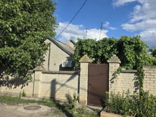 Дом на Слободке с двумя входами.