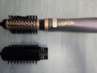 Фен-щетка(вращающиеся) от Кристины Агилера новый