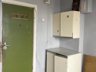 Комната в общежитии с балконом