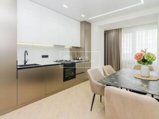 Se vinde apartament cu 2 camere şi living sectorul Buiucani, ...