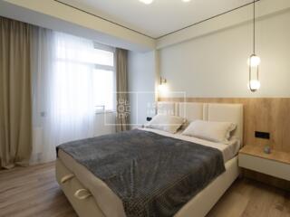 Spre vânzare apartament cu 3 camere și living, amplasat în or. ...