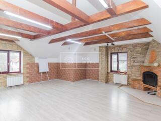 Se dă în chirie oficiu în sec. Centru, str. 31 August 1989. ...