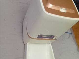 Умная кормушка для кошек и собак