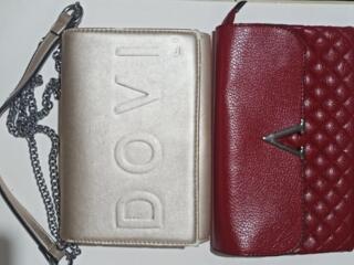 За символические 70 руб за две сумочки.