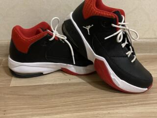 Кроссовки Nike