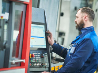 ОПЕРАТОР ЧПУ В Эстонию