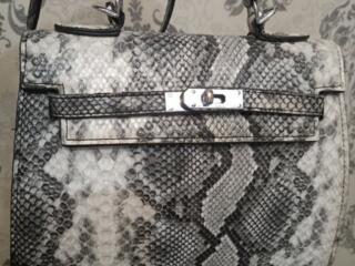 Сумки очень красивые!