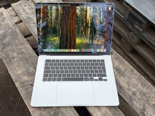 Продам MacBook Air 15 M4 16gb/256gb