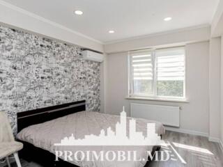 Vă propunem spre vânzare acestapartament cu 2camere și living,sect. ..