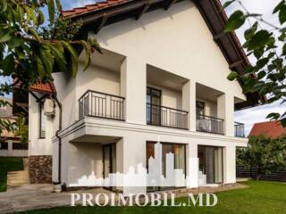 Vă propunem spre vânzare această casă în 2 nivele înDumbrava, str. ...