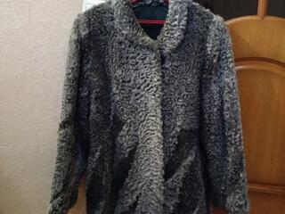 Полупальто.