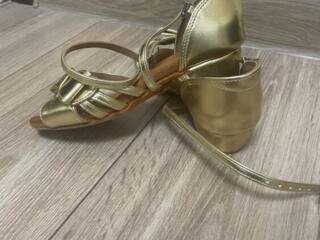 Обувь для танцев 32 размер