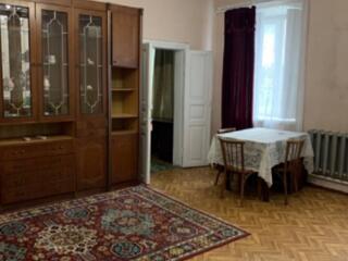 Продам 2-комнатную квартиру 70 м² на Балковской, кирпичный дом