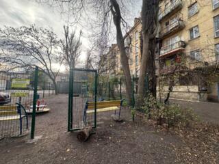 Продам 2-х комн. квартиру Б.Хмельницкого кинотеатр Родина