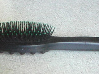 Щётка-массажёр