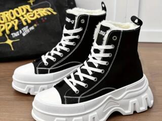 Новые! Зимние ботинки унисекс 40 р-р