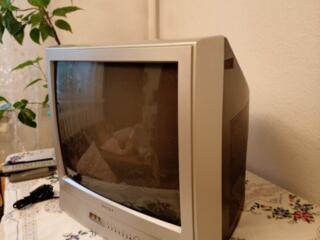 Продаю телевизоры Toshiba и LG б/у в отличном состоянии