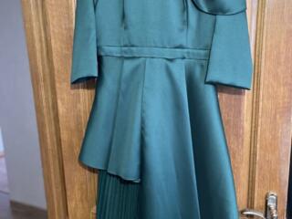 Нарядное вечернее платье миди