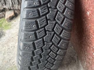 Подам шипованную резину с дисками r14 185/65