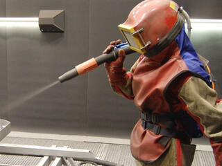 ПЕСКОСТРУЙЩИК В ГЕРМАНИЮ