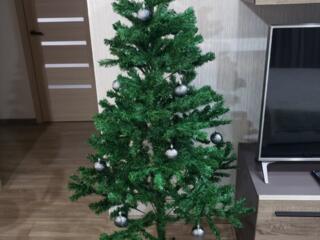 Искусственная елка новая высота 1.5м