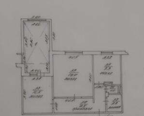Продаётся 2 комнатная квартира 1/9 Микрорайон Южный, Торг.