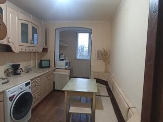 Центр!!! Трёхкомнатная квартира!!! На длительный срок!!!