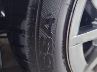 КОМПЛЕКТ ШИН (4 шт 205/60/R16--92H) ПРОДАМ 100$