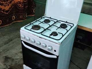 Газовая плита с электрической духовкой