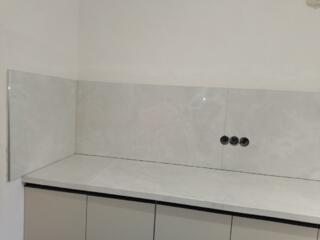 Ремонт кухни фартука Шпаклёвка и т д