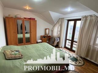 Vă propunem spre vânzare această casă cu5 camere, or. Vatra, cu ...