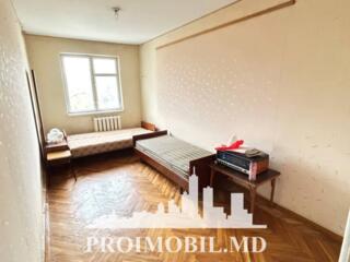 Vă propunem spre vânzare acestapartament cu 3 camere și living,sect. .