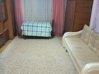 Сдам трехкомнатную квартиру на длительный срок